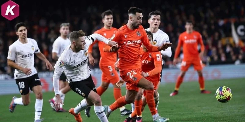 Valencia quyết chiến tại Mestalla